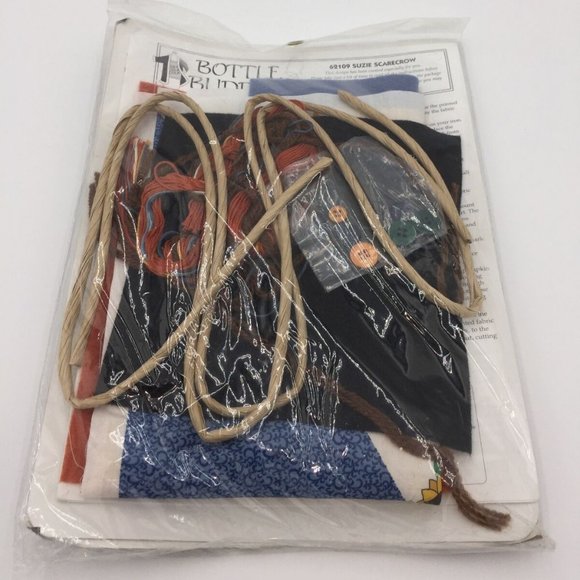 Suzie Scarecrow Dimensions Bottle Buddies Fall Autumn Thanksgiving Halloween - Picture 9 of 10